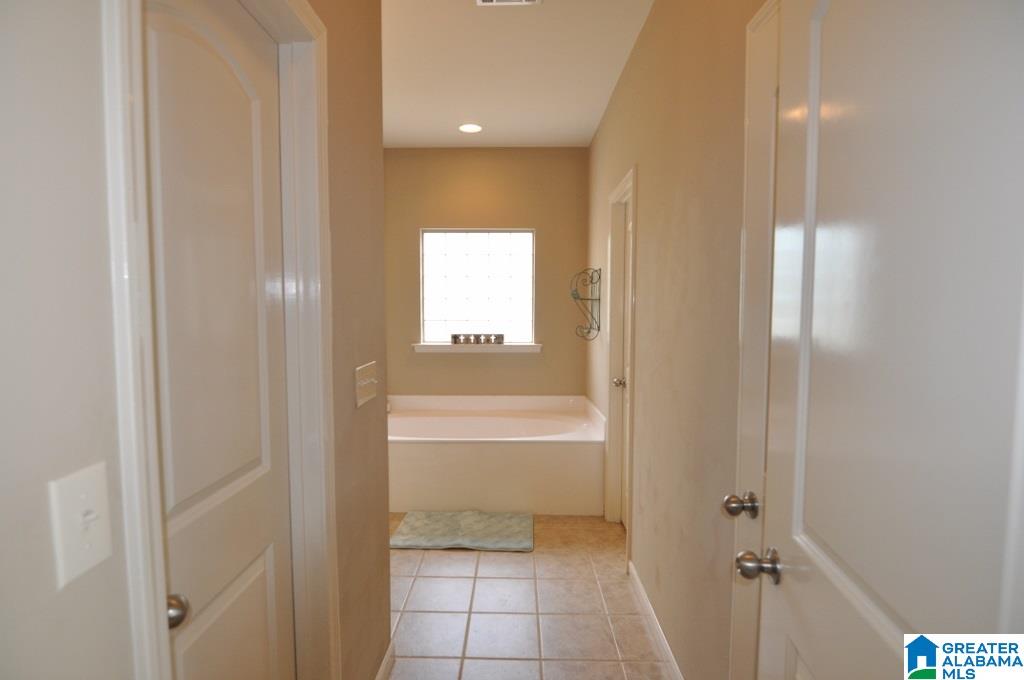 1052 Riviera Drive Calera, AL 35040 - Photo 30 of 33