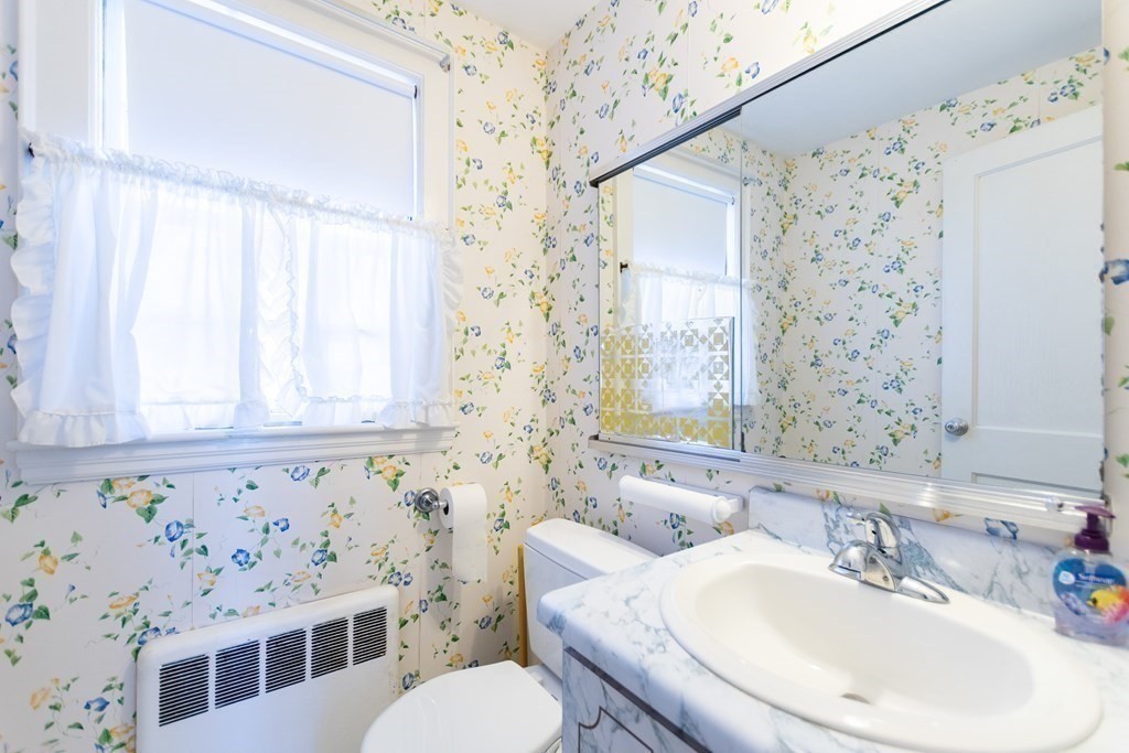 70 Stockdale Road Needham, MA 02492 - Photo 8 of 20