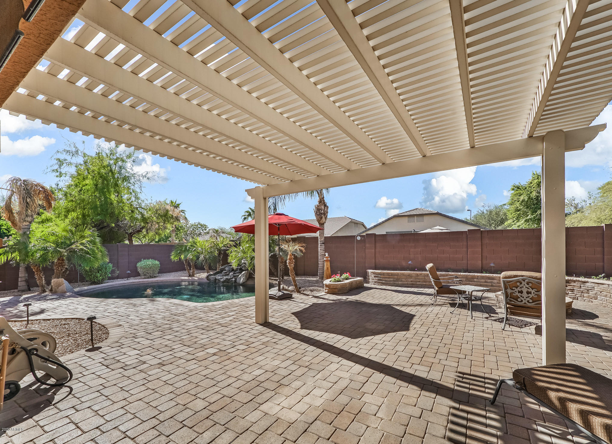 4130 South Splendor Place Gilbert, AZ 85297 - Photo 50 of 66 147-Pergola_View_Left