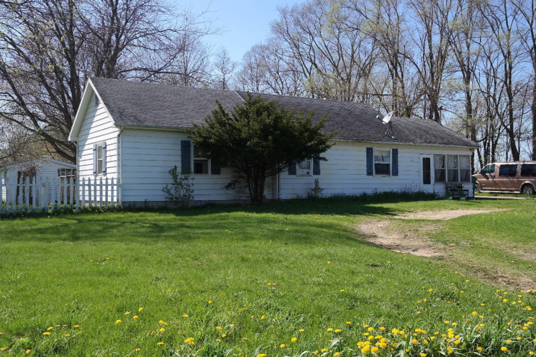 61440 Barron Lake Road Niles, MI 49120 - Photo 1 of 13 SAM_1792