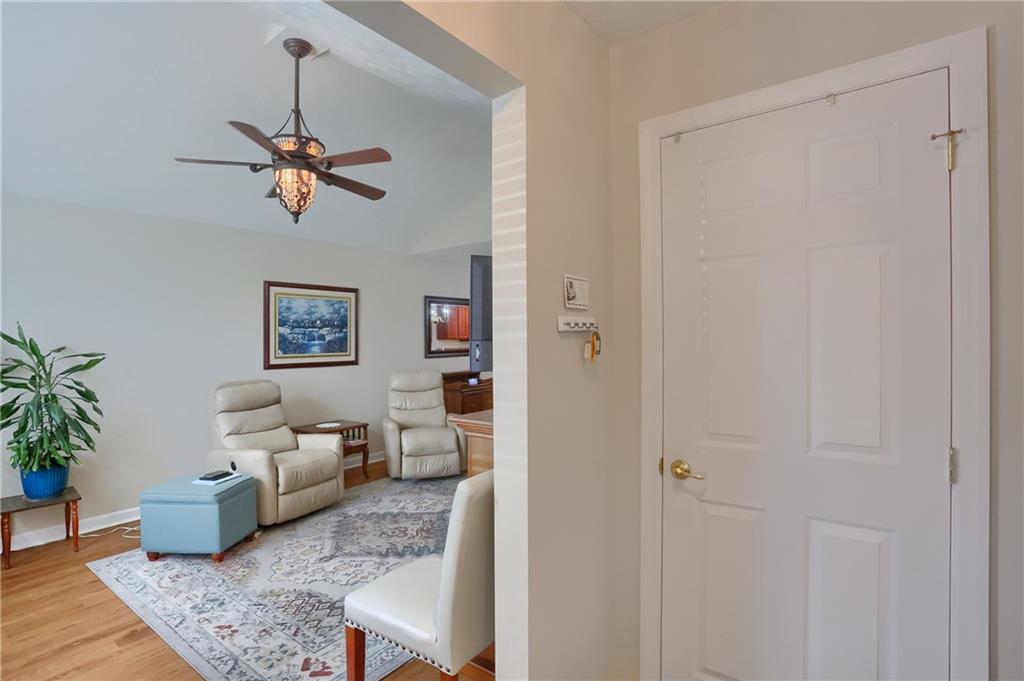 157 Rana Lane Gibsonia, PA 15044 - Photo 8 of 40 Gallery Image 8