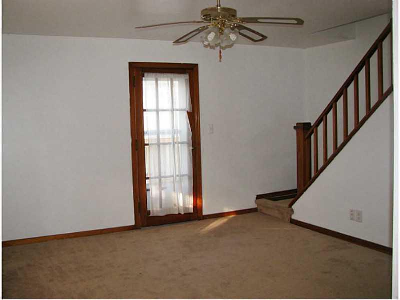 1528 Renton Road Plum, PA 15239 - Photo 3 of 21 Living Room.