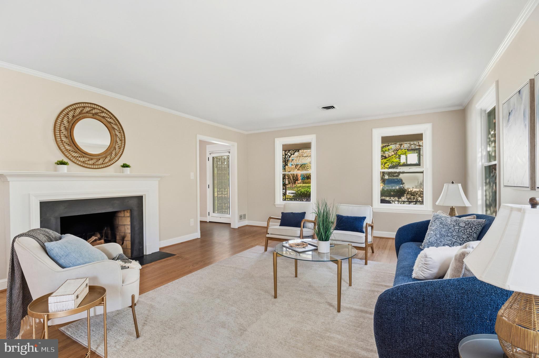 5523 Uppingham Street Chevy Chase, MD 20815 - Photo 5 of 31