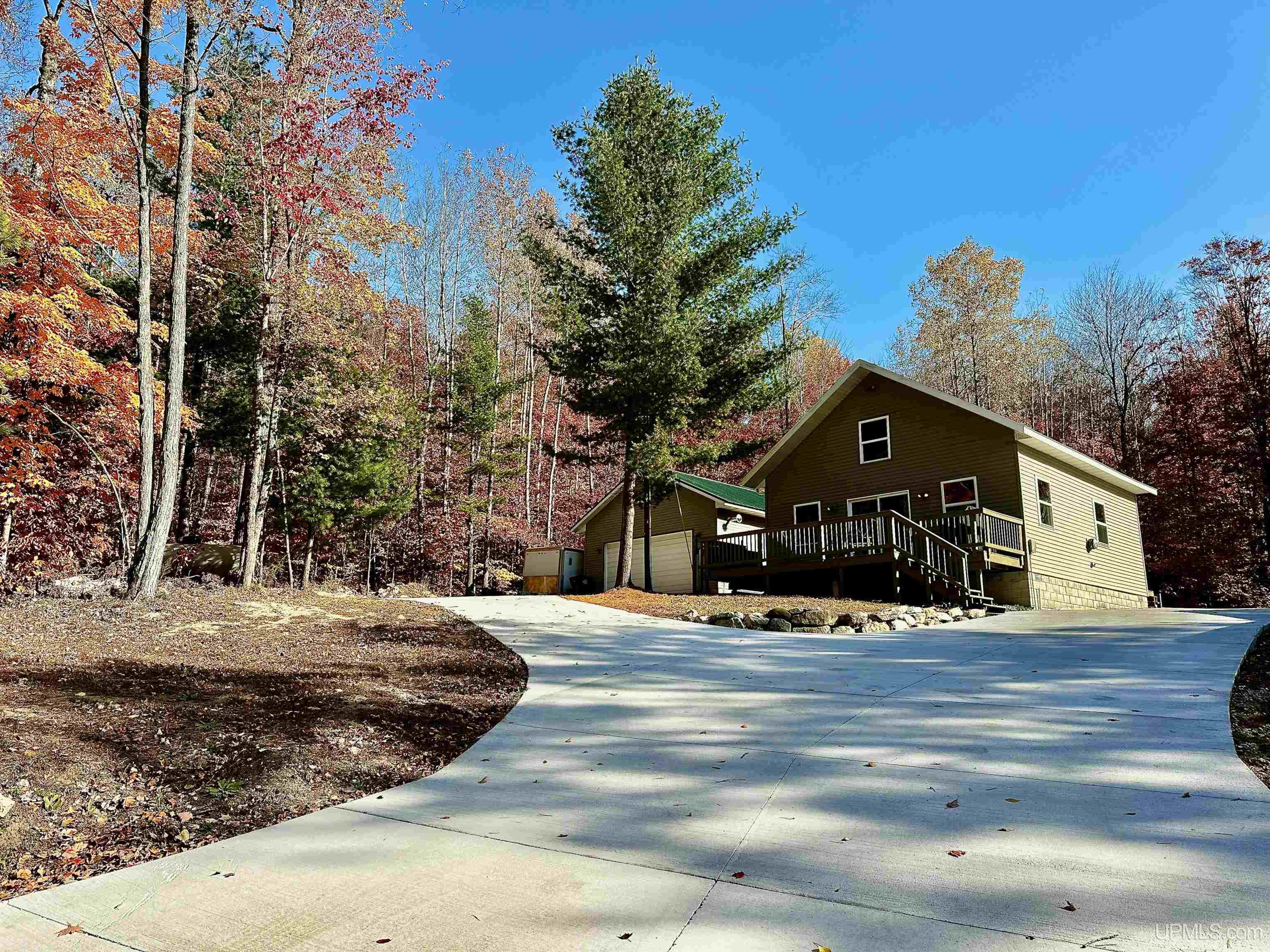 4024 Bloom Road Manistique, MI 49854 - Photo 1 of 35 Gallery Image 1