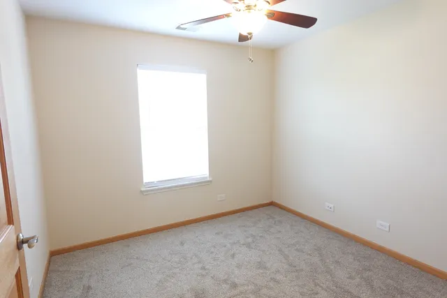 $2,950 | 1093 North Claremont Drive, Unit 714, Palatine, IL 60074