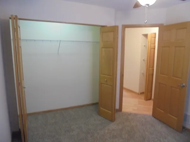 $2,950 | 1093 North Claremont Drive, Unit 714, Palatine, IL 60074