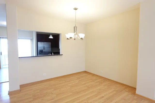 $2,950 | 1093 North Claremont Drive, Unit 714, Palatine, IL 60074