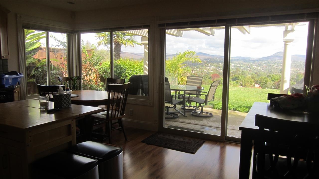 321 Trailview Road Encinitas, CA 92024 - Photo 12 of 25