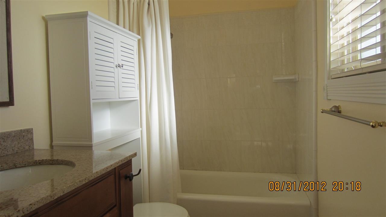 321 Trailview Road Encinitas, CA 92024 - Photo 15 of 25 Master Suite Bathroom