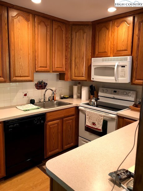 207 Spring Branch Road Beech Mountain, NC 28604 - Photo 12 of 43 Gallery Image 12
