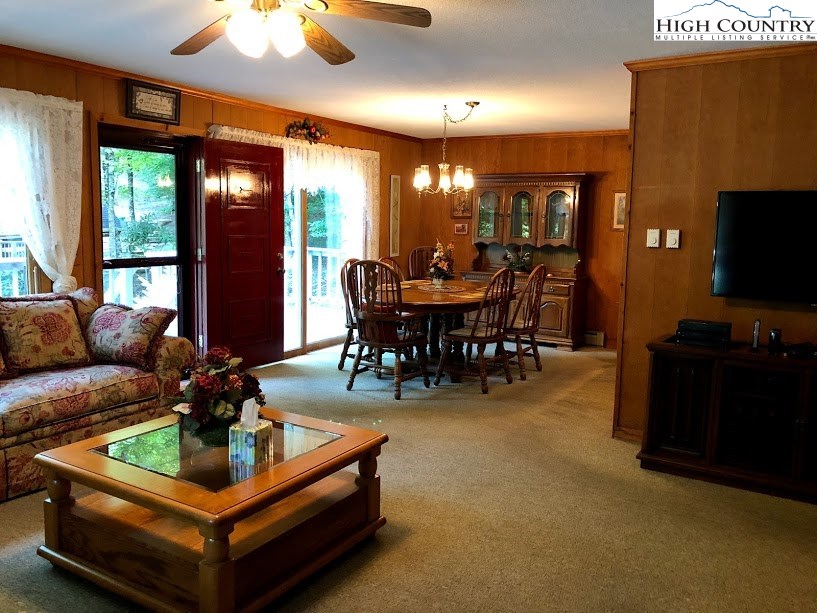 207 Spring Branch Road Beech Mountain, NC 28604 - Photo 7 of 43 Gallery Image 7