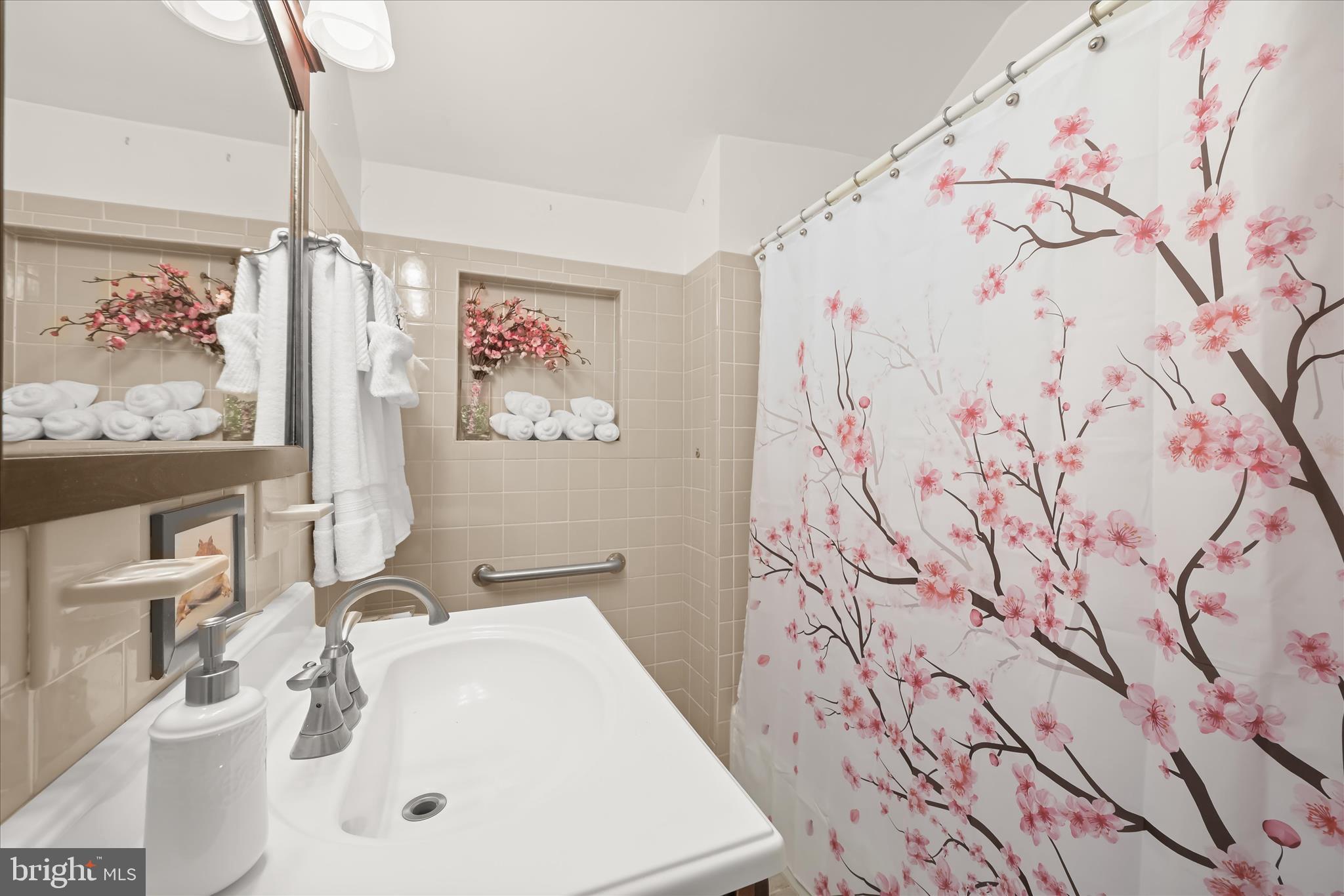 7720 West Shore Road Pasadena, MD 21122 - Photo 28 of 61 Full Bath