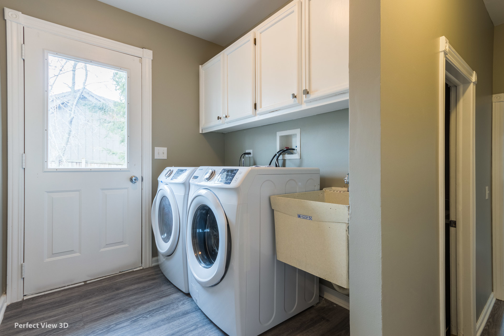 1100 West Seil Road Shorewood, IL 60404 - Photo 16 of 30 a utility room with dryer and washer