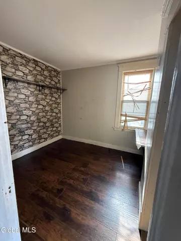 $79,000 | 1005 Congress Street, Schenectady, NY 12303