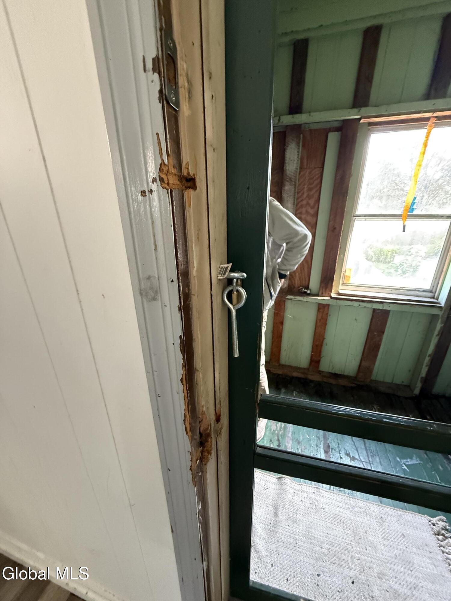 1005 Congress Street Schenectady, NY 12303 - Photo 27 of 34 IMG_2423