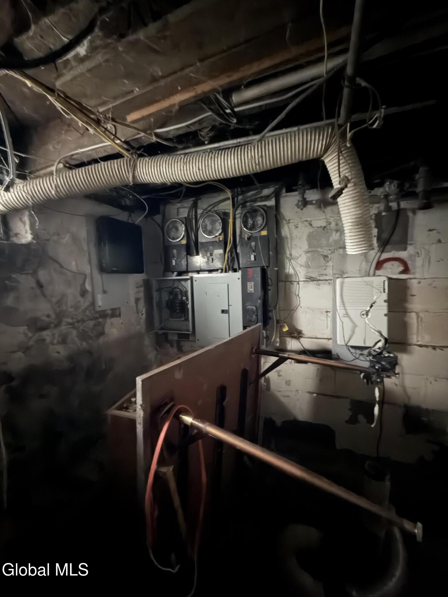 1005 Congress Street Schenectady, NY 12303 - Photo 30 of 34 IMG_0005