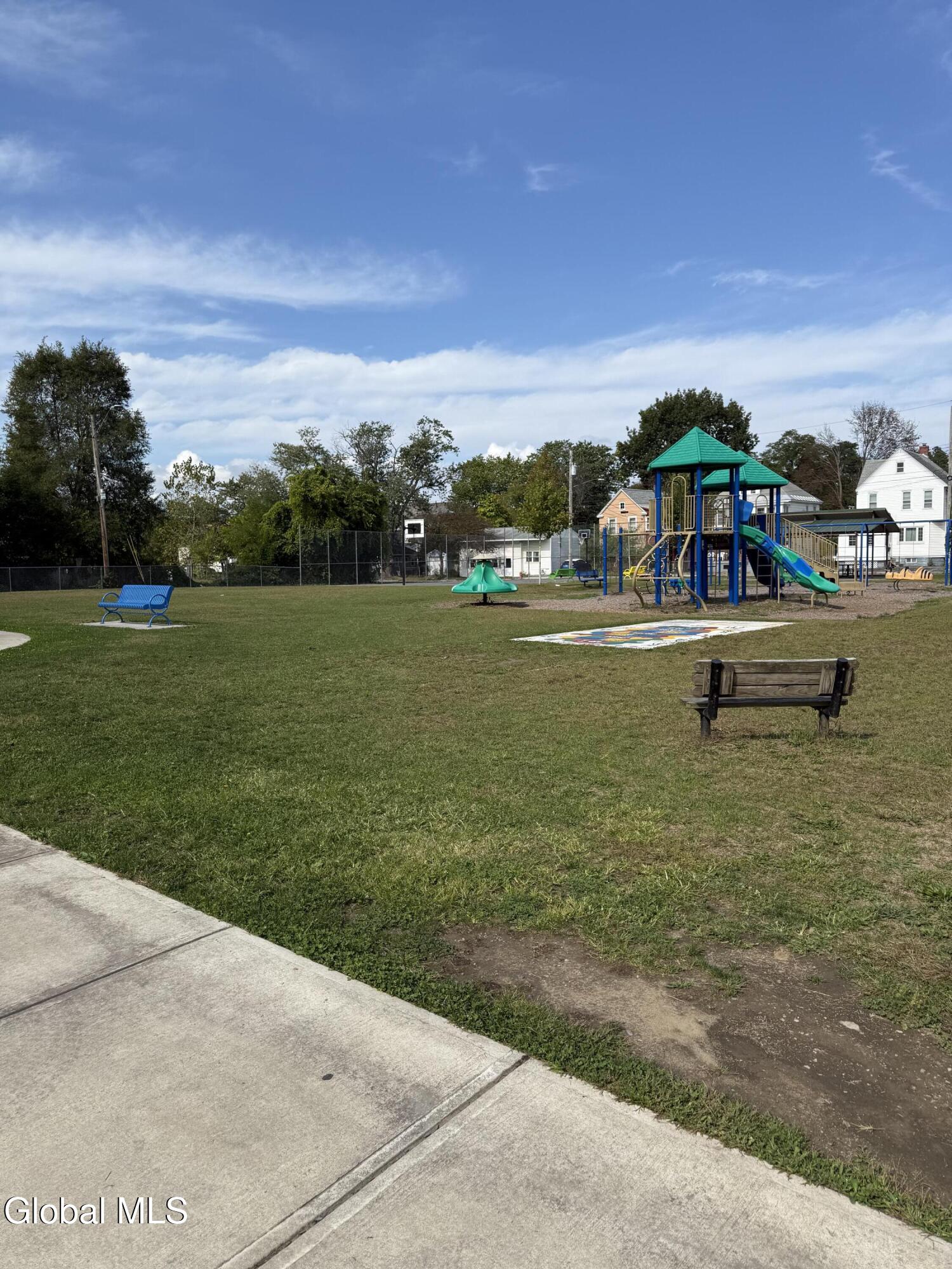 1005 Congress Street Schenectady, NY 12303 - Photo 6 of 34 IMG_2439