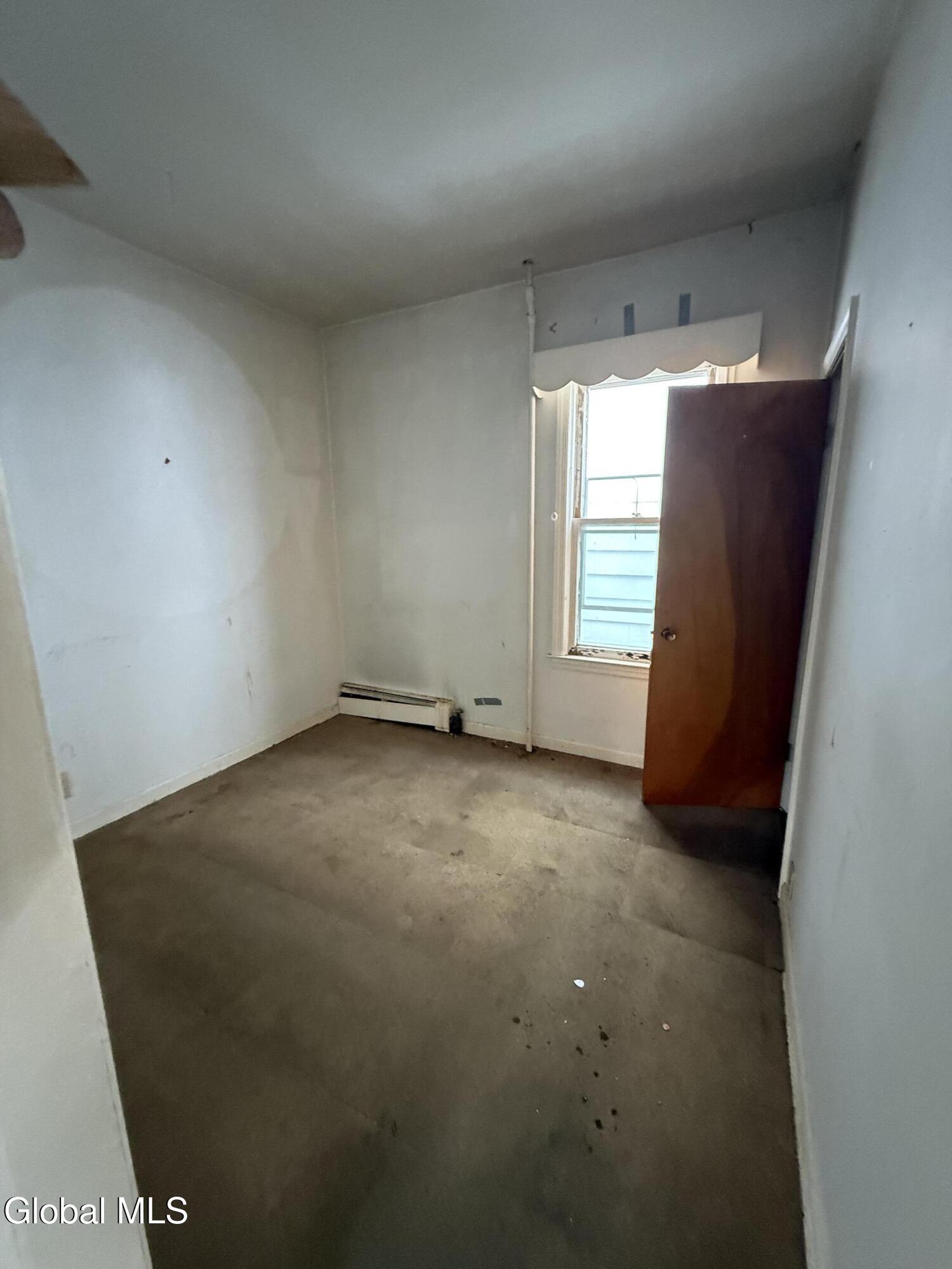 1005 Congress Street Schenectady, NY 12303 - Photo 9 of 34 IMG_2428