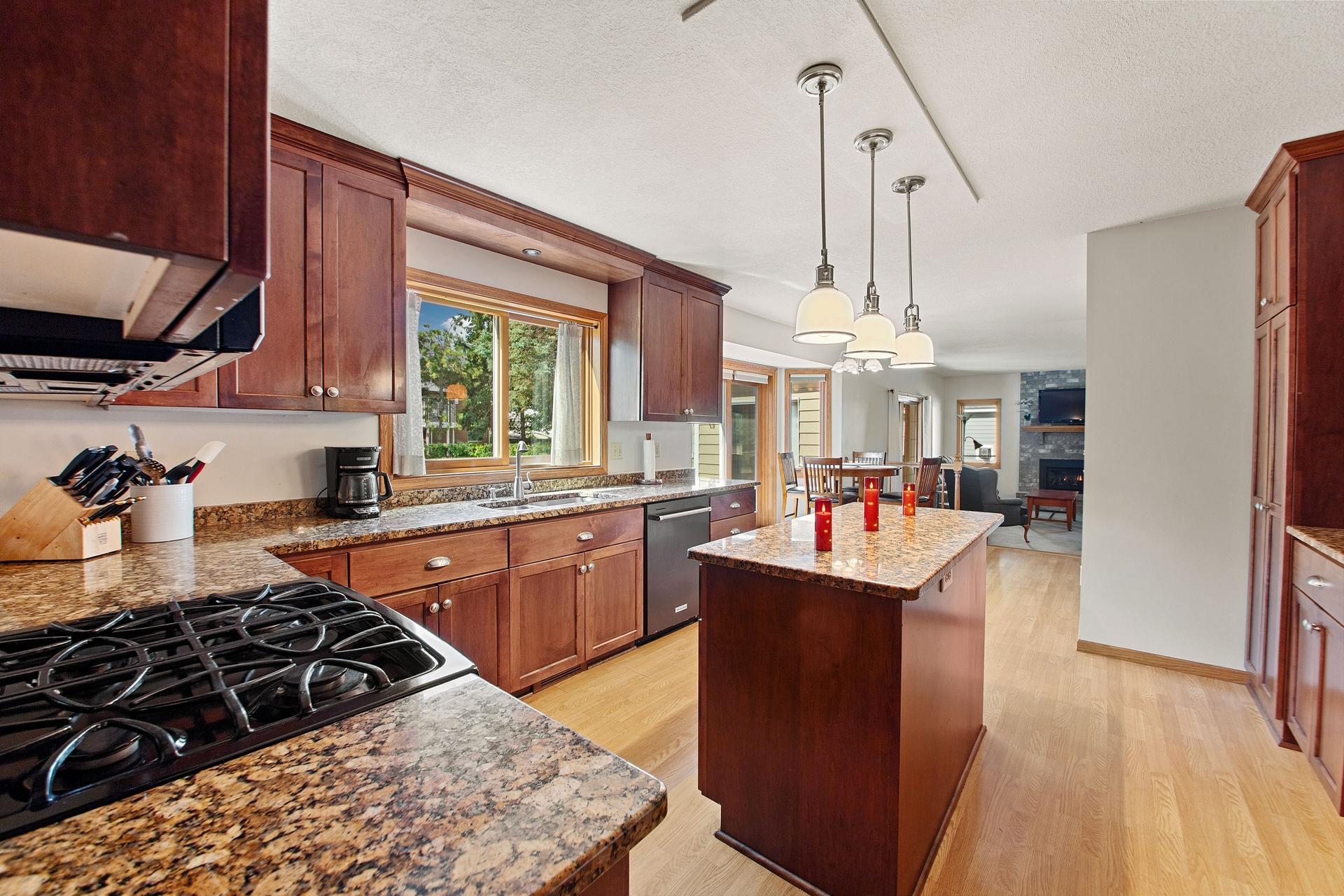 9224 Cornell Road Woodbury, MN 55125 - Photo 10 of 32 Gallery Image 10
