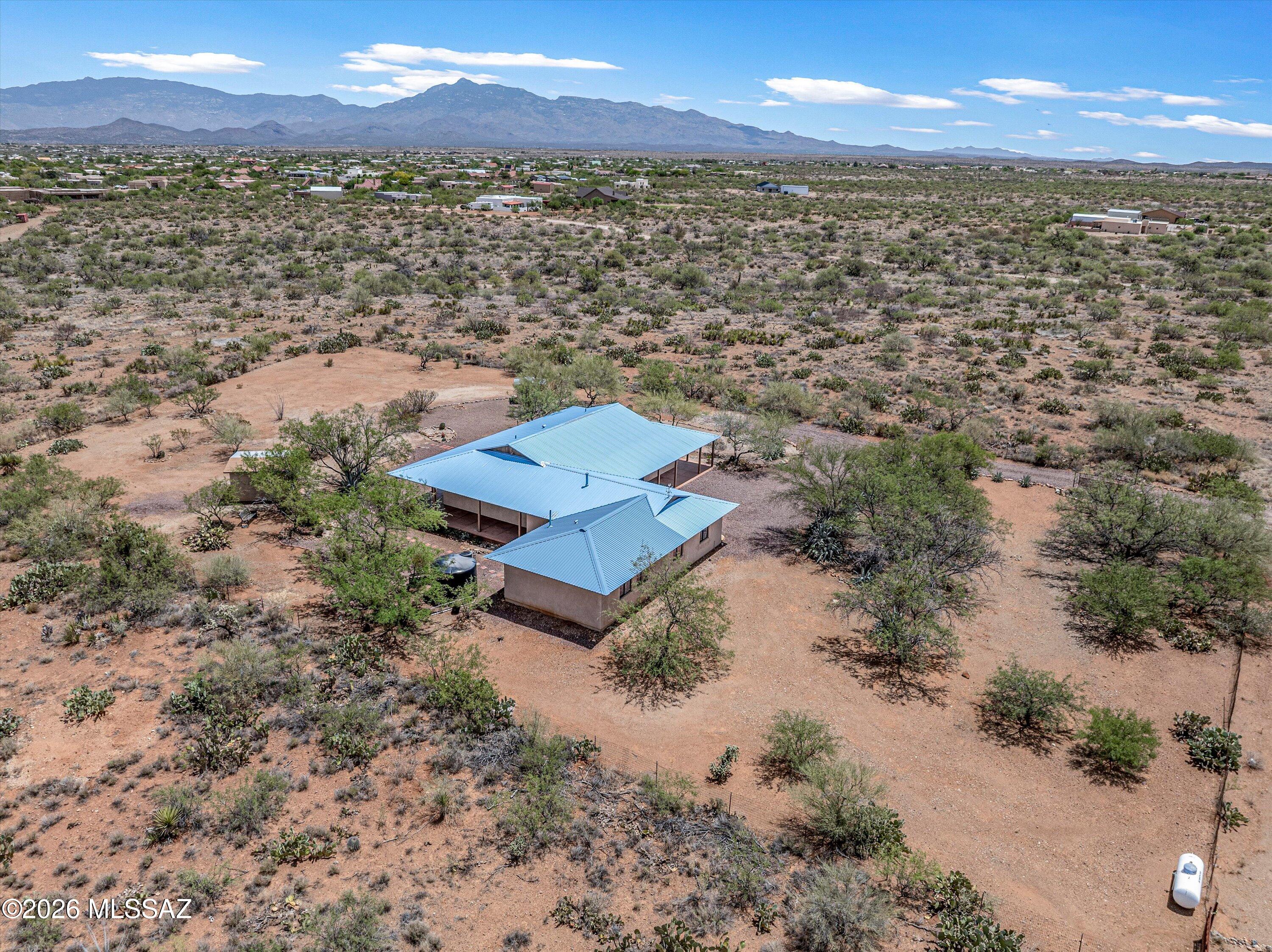 2701 East Sahuarita Road Vail, AZ 85641 - Photo 3 of 50 02-130887333