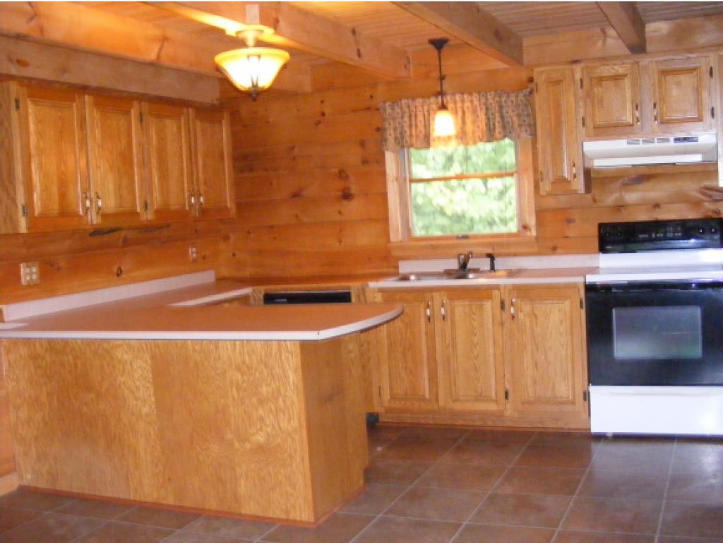 18 Spring Road Gorham, NH 03581 - Photo 3 of 19