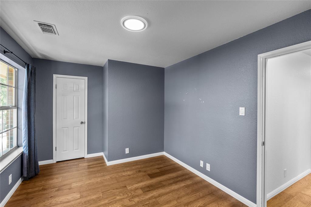 3901 Caney Creek Road Austin, TX 78732 - Photo 14 of 18 Bedroom #4