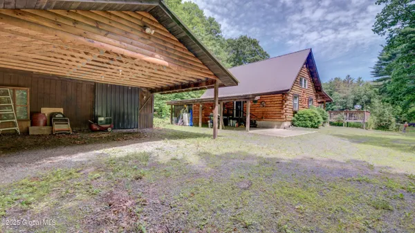 $370,000 | 260 Old Northville Road, Hope, NY 12134