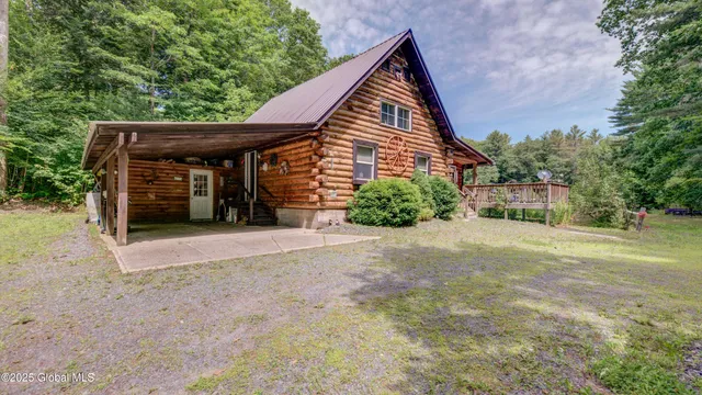 $370,000 | 260 Old Northville Road, Hope, NY 12134