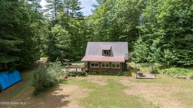 $370,000 | 260 Old Northville Road, Hope, NY 12134