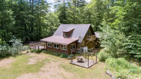 $370,000 | 260 Old Northville Road, Hope, NY 12134