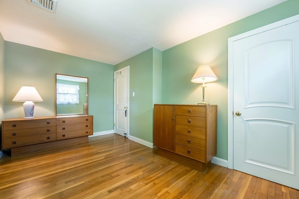 14 Bailey Road Tewksbury, MA 01876 - Photo 17 of 26 Gallery Image 17
