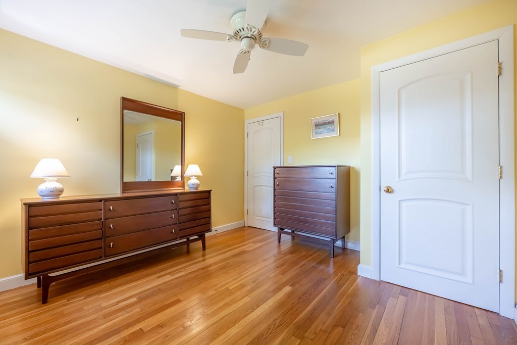 14 Bailey Road Tewksbury, MA 01876 - Photo 18 of 26 Gallery Image 18