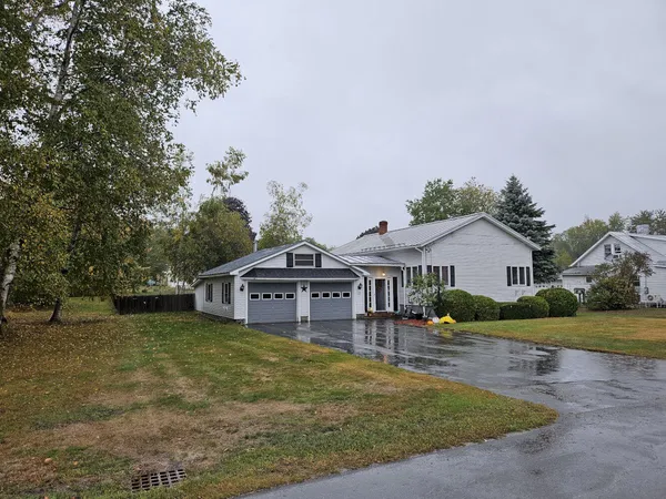 $271,350 | 11 Ash Street, Madison, ME 04950