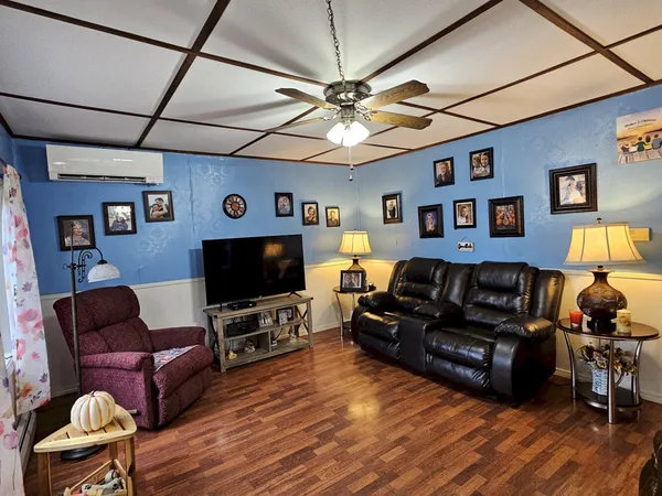 $271,350 | 11 Ash Street, Madison, ME 04950