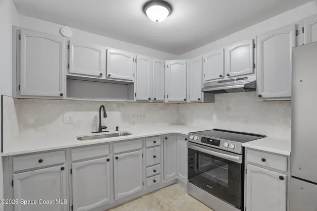 $359,000 | 1458 Sea Breeze Lane, Melbourne, FL 32935