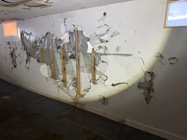 $389,900 | 213 South Summit Street, Wheaton, IL 60187