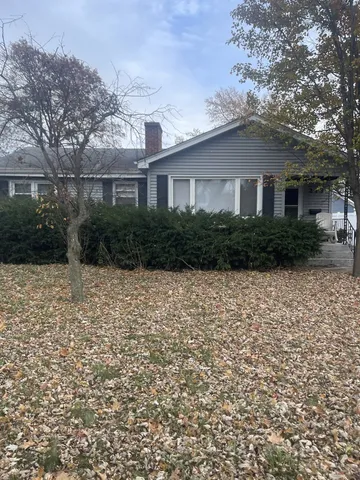 $389,900 | 213 South Summit Street, Wheaton, IL 60187