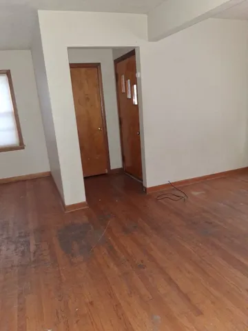 $389,900 | 213 South Summit Street, Wheaton, IL 60187