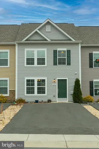 $253,000 | 107 Loblolly Drive, Bunker Hill, WV 25413