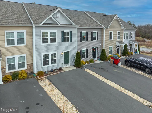 $253,000 | 107 Loblolly Drive, Bunker Hill, WV 25413