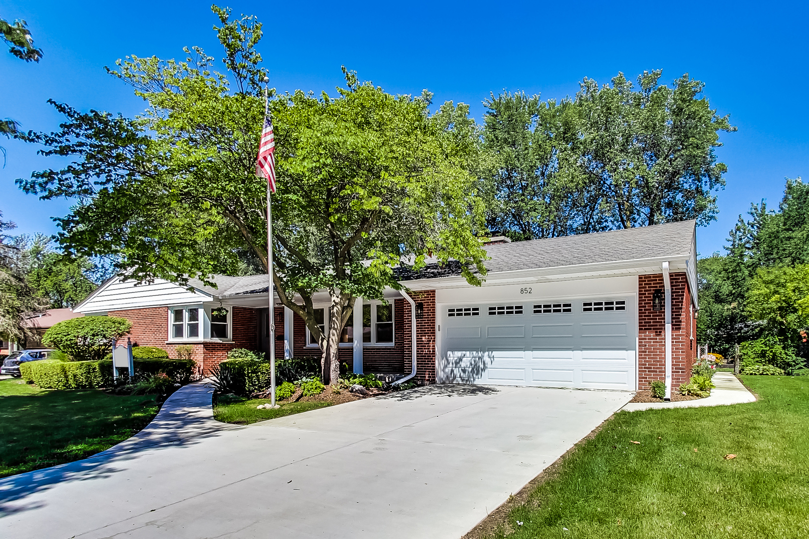 852 North Merrill Street Park Ridge, IL 60068 - Photo 3 of 39