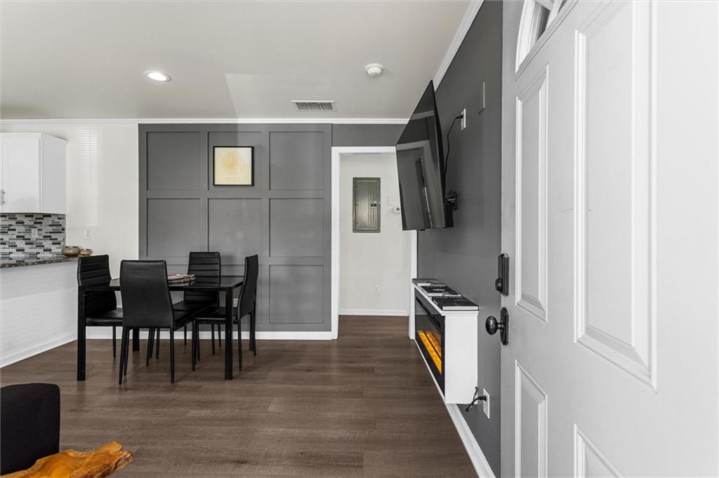 1111 Valley View Road Southeast Atlanta, GA 30315 - Photo 9 of 31 a view of a dining room with furniture