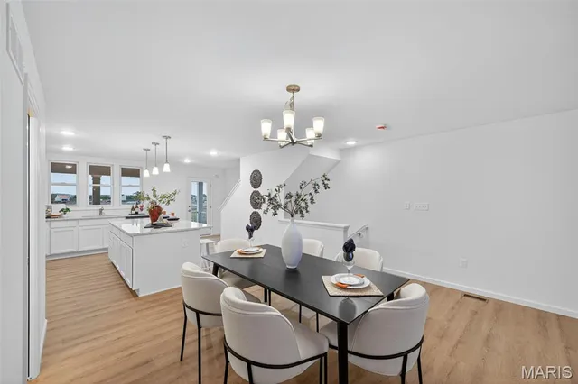 $413,965 | 5018 Becks Lndg Lane, St. Charles, MO 63301