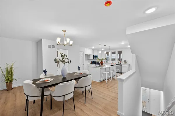 $399,900 | 5018 Becks Lndg Lane, St. Charles, MO 63301