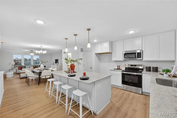 $399,900 | 5018 Becks Lndg Lane, St. Charles, MO 63301