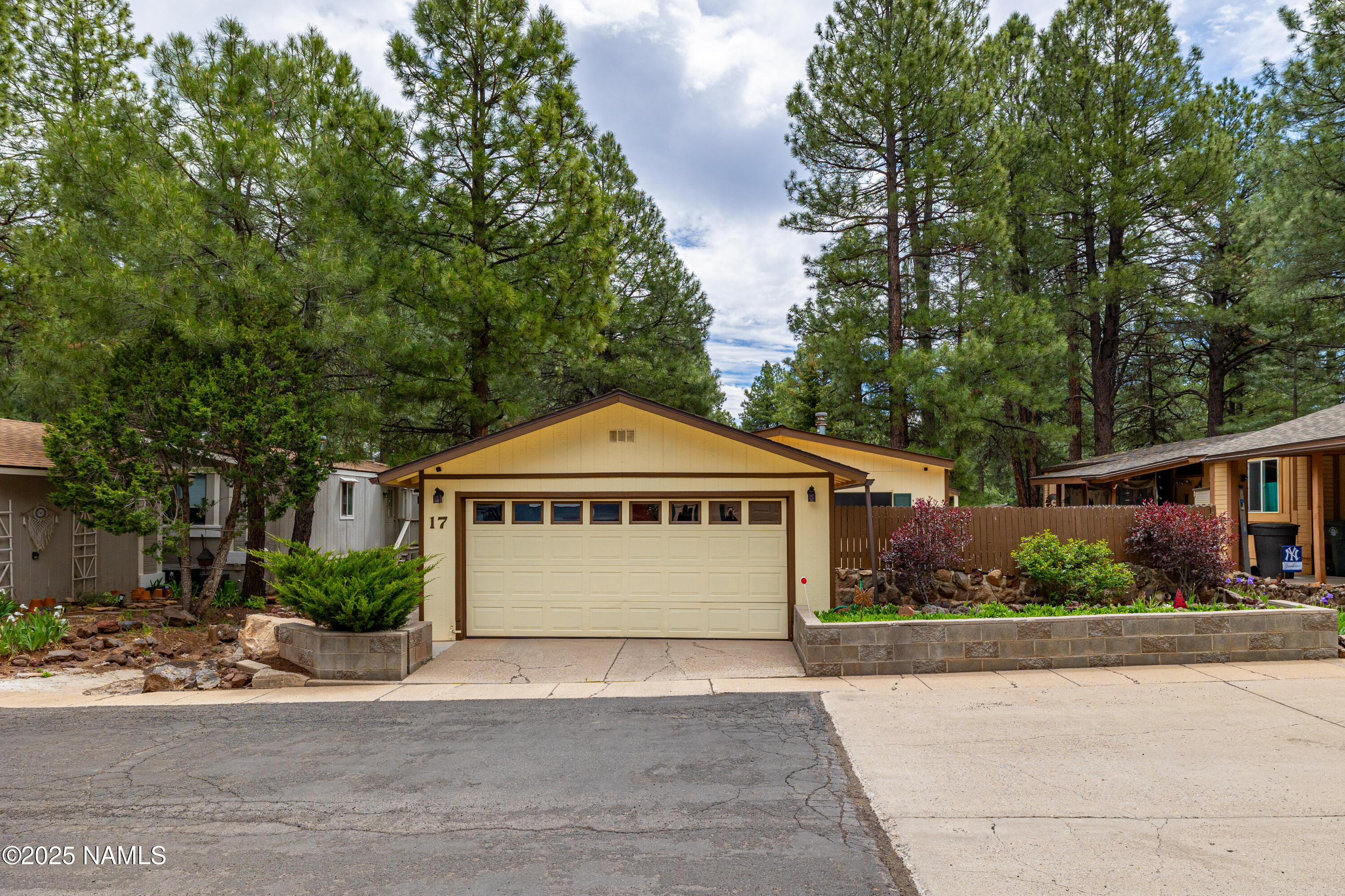 2401 West Rte 66, Unit 17 Flagstaff, AZ 86001 - Photo 2 of 33 CP-4