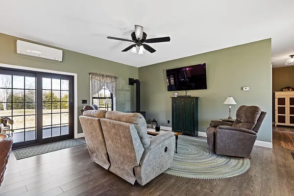 $584,900 | 25 Curtis Lane, Palmyra, ME 04965