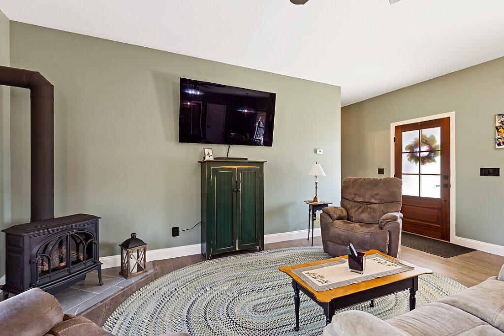 25 Curtis Lane Palmyra, ME 04965 - Photo 22 of 48 Living Room