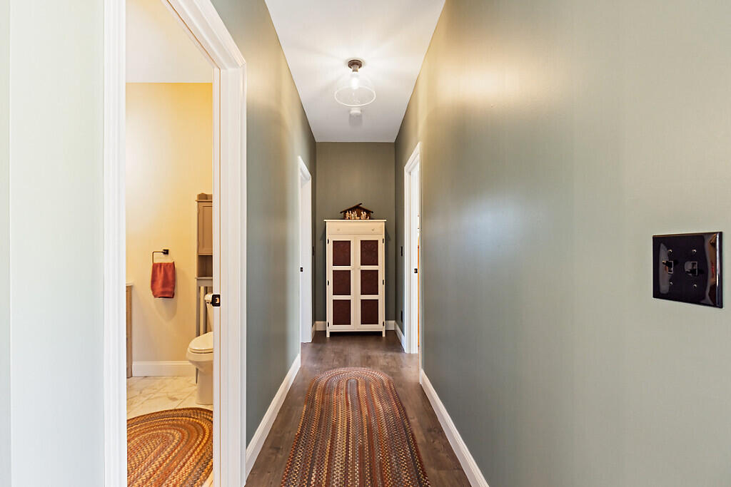 25 Curtis Lane Palmyra, ME 04965 - Photo 24 of 48 Hallway