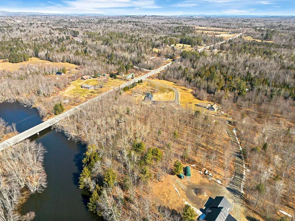 $584,900 | 25 Curtis Lane, Palmyra, ME 04965